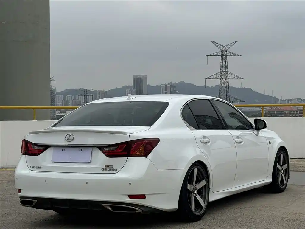Lexus GS 雷克萨斯GS 2014款 250 F SPORT