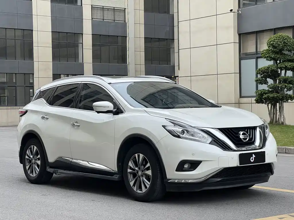 Murano 2.5 L XL 2 WD Connected Luxury