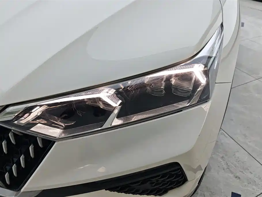 Besturn T77 PRO 280 TID Auto Luxury