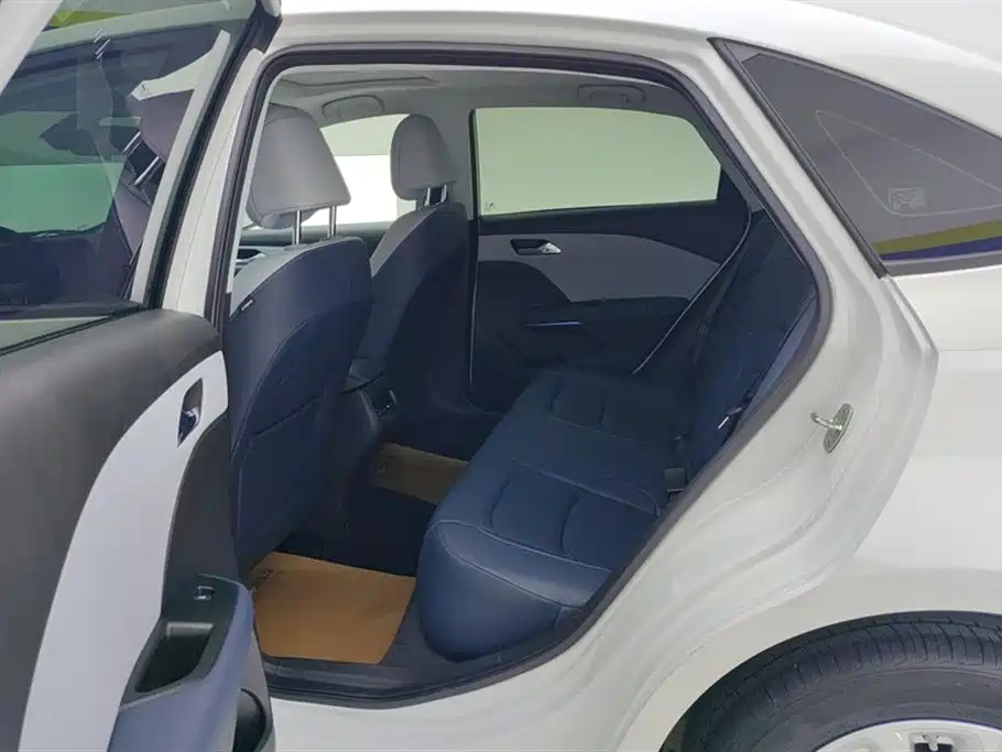 Monza 1.5 L DCT Joy