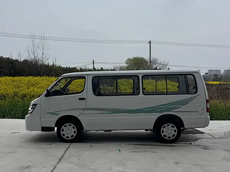 Jinbei Hiace 2.0 L Comfort V19
