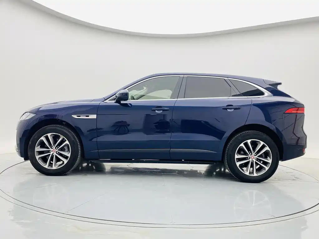Jaguar F-PACE 2.0 T 4 WD R-Sport Sport