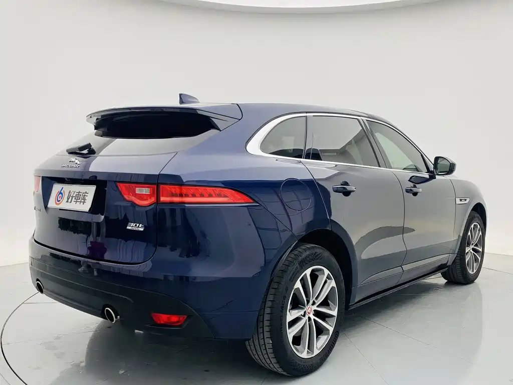Jaguar F-PACE 2.0 T 4 WD R-Sport Sport