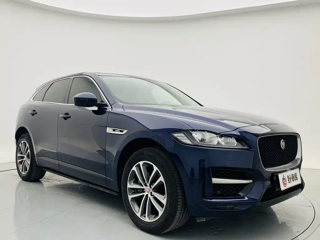 Jaguar F-PACE 2.0 T 4 WD R-Sport Sport