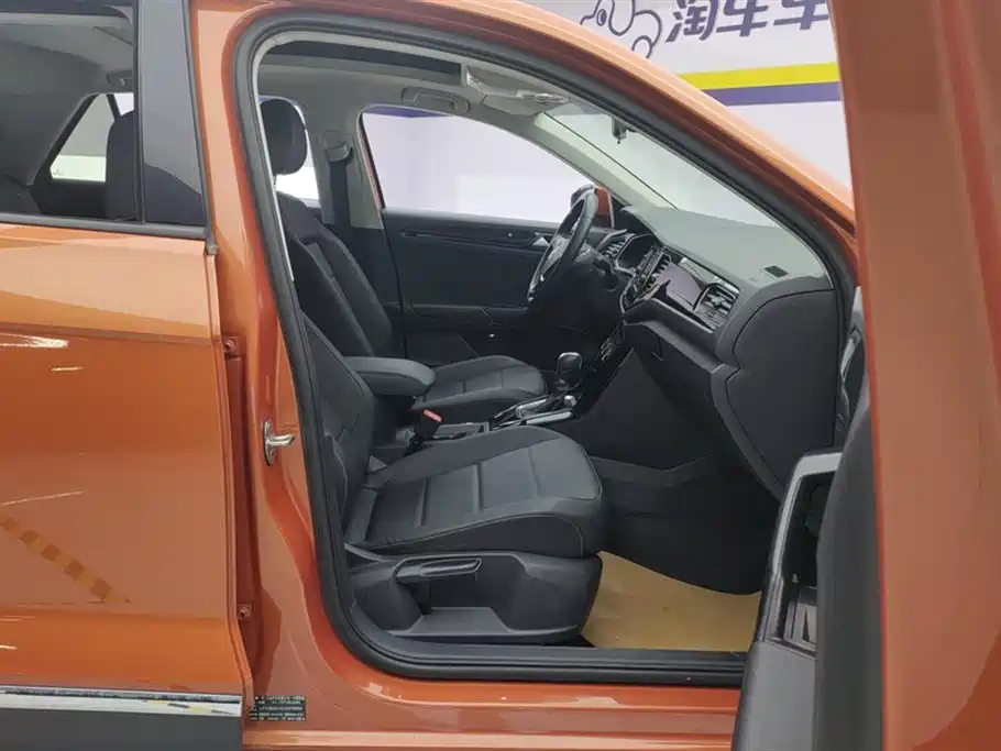T-ROC 280 TSI DSG 2 WD Comfort CN-V