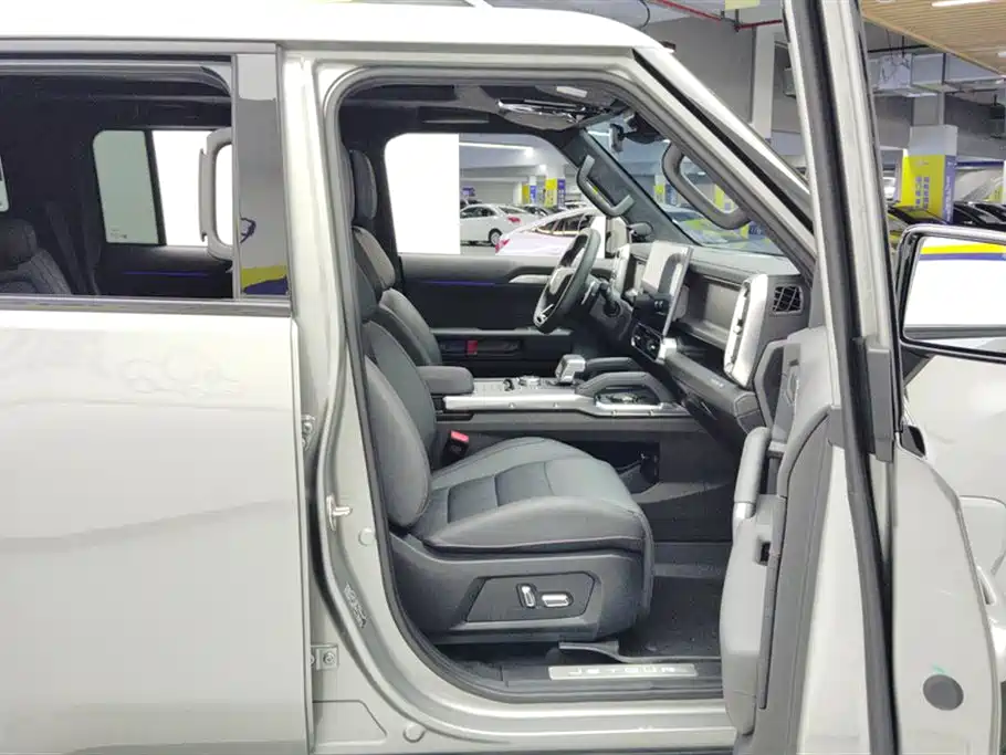 Jetour Traveller 2.0 T 4 WD Cross PRO+