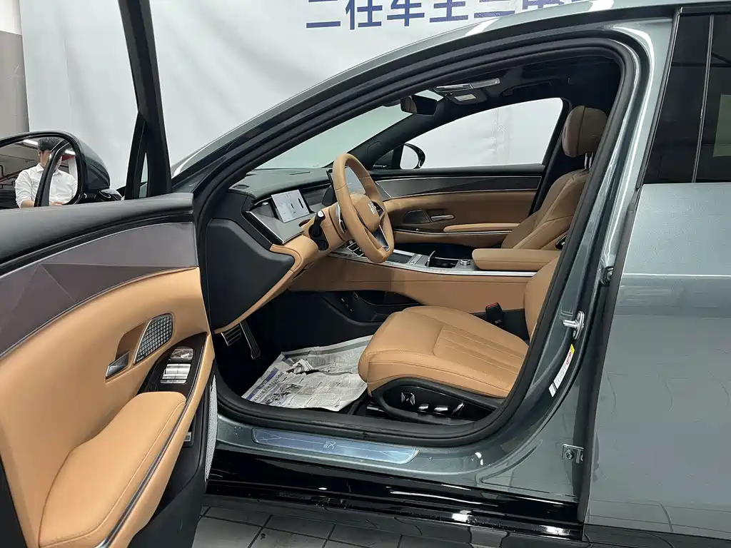 Han L DM-p 4 WD Lidar Flagship