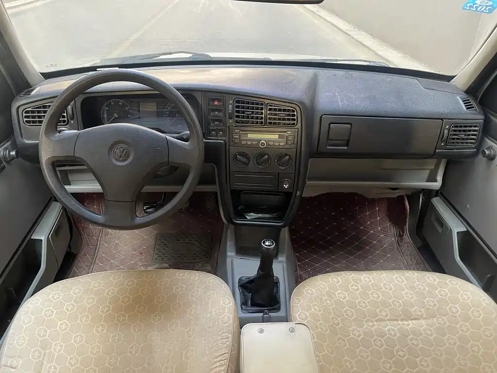 Jetta 1.6 L Partner