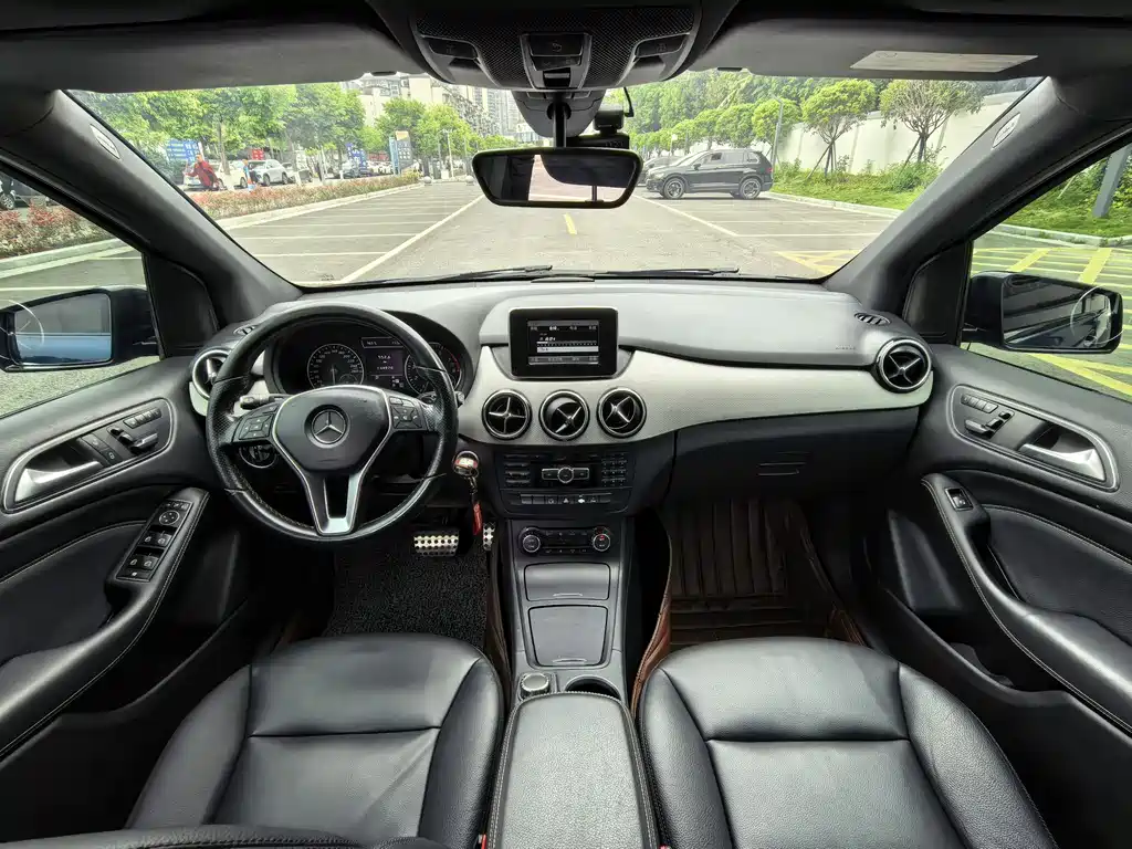 Mercedes-Benz B-Class B 200