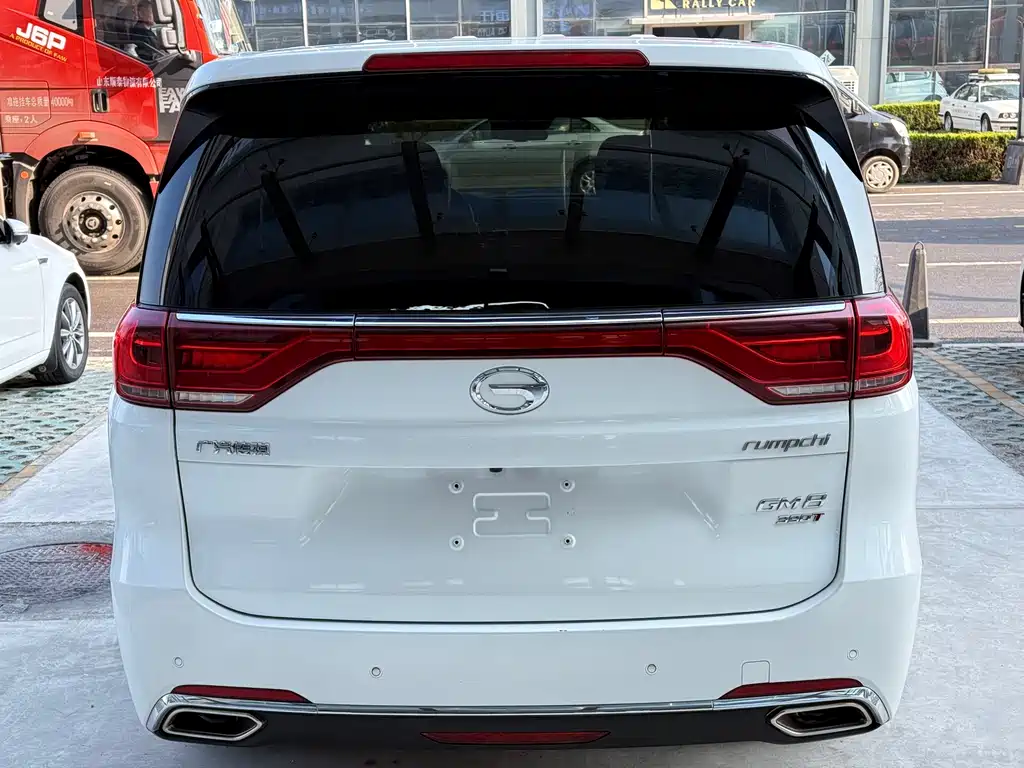 GAC Trumpchi M8 390 T Distinguished