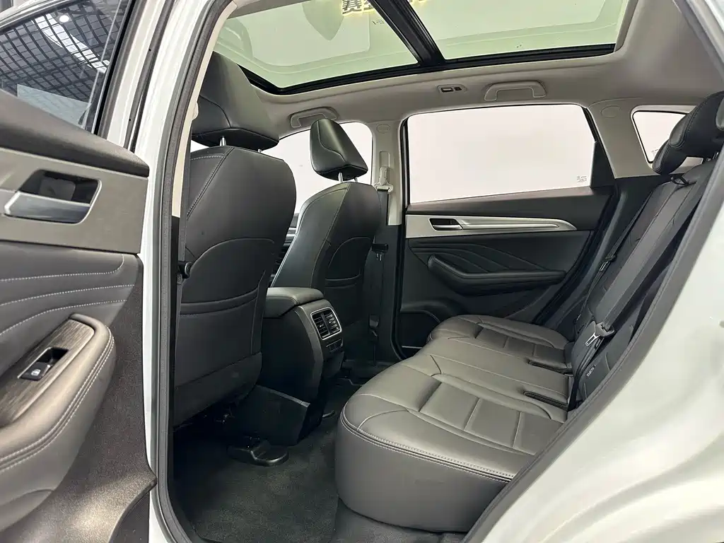 Haval F7 1.5 T 2 WD i