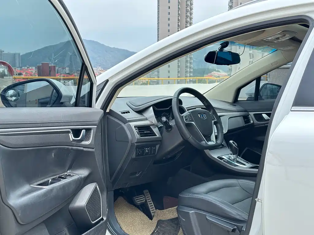 Emgrand GS Sport 1.3 T Auto Leading Style