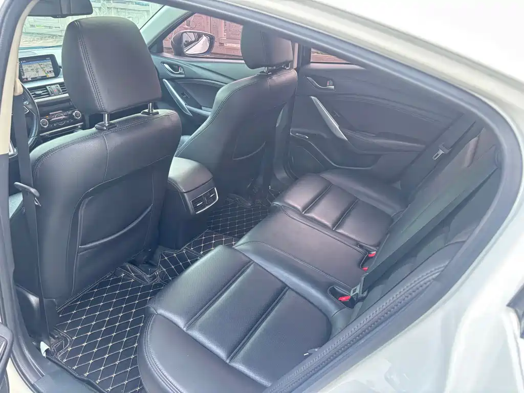 Atenza 2.0 L Blue Sky Luxury CN-V