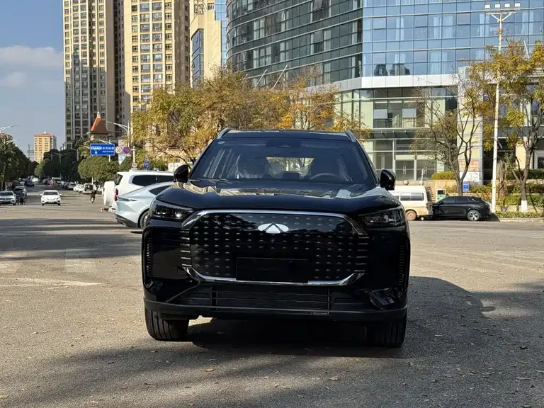 Chery Fengyun T8 1.5 T 130 km Premium 5-seat