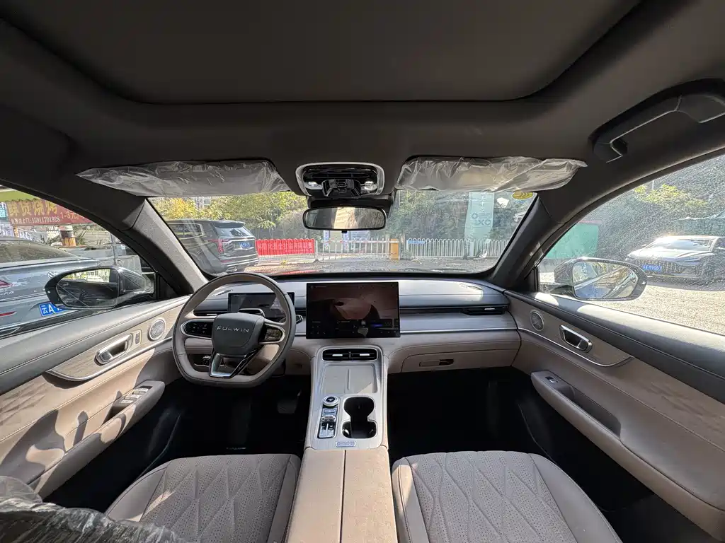 Fengyun T8 1.5 T 130 km Premium 5-seat