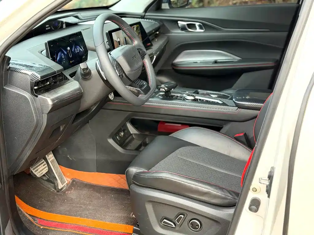 Changan Oshan Z6 Blue Whale 1.5 T DCT Smart Leading