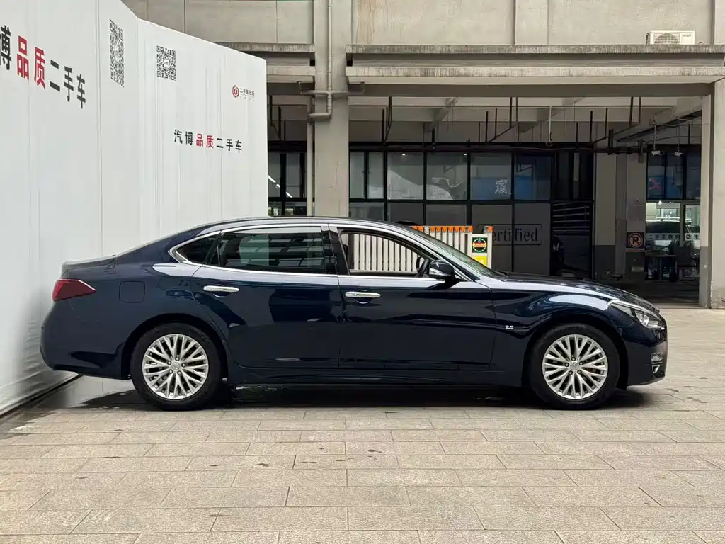 Infiniti Q70 Q70 L 2.5 L Joy