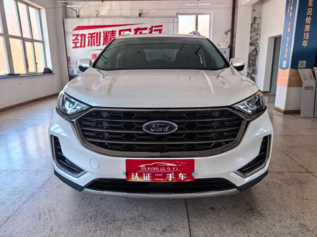 Edge PLUS EcoBoost 245 2 WD Platinum Sharp 5-seat