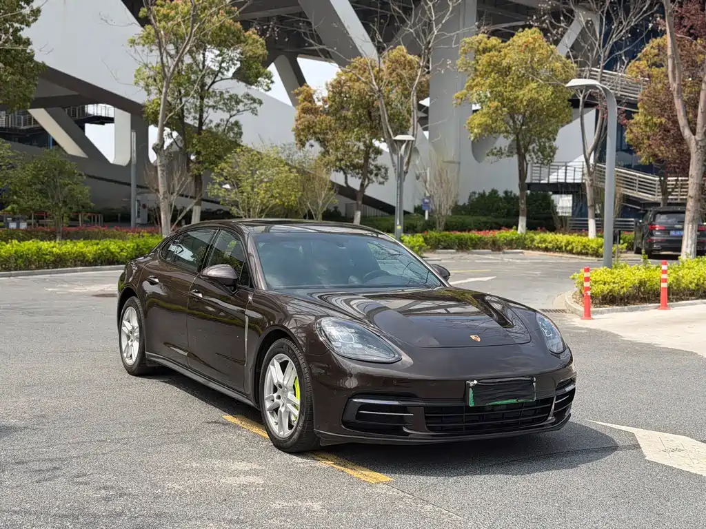 Panamera NEV Panamera 4 E-Hybrid Executive Extended 2.9 T