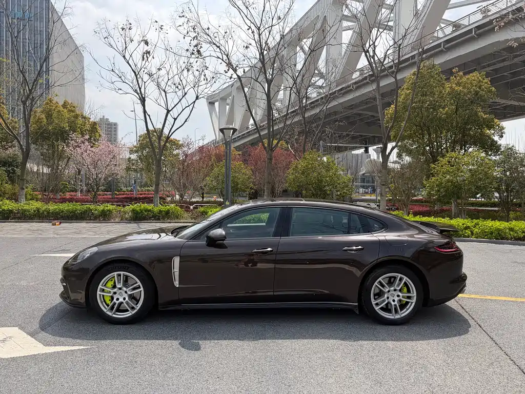 Panamera NEV Panamera 4 E-Hybrid Executive Extended 2.9 T
