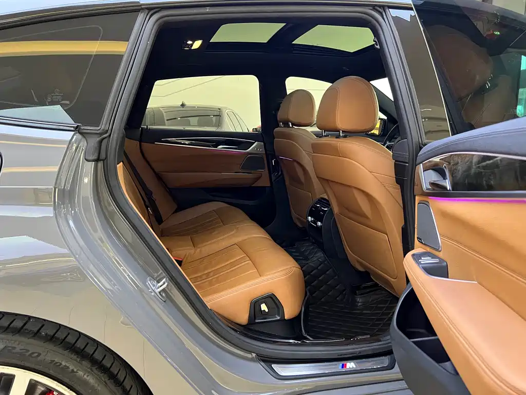 BMW 6 Series GT 630 i M Sport Package