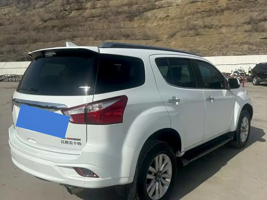 mu-X 1.9 T Diesel Auto 4 WD Power Joy 5-seat CN-VI