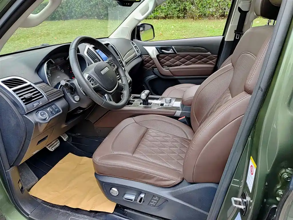 Haval H9 2.0 T Gasoline 4 WD Luxury 7-seat