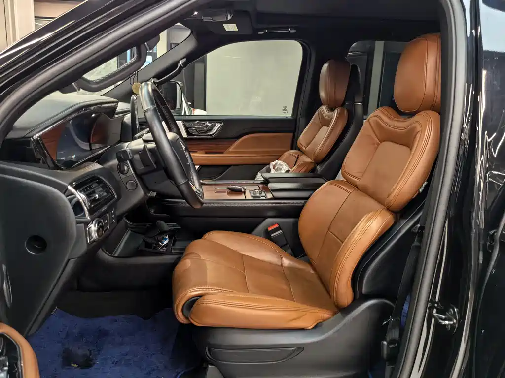 Navigator 3.5 T Honor Shine