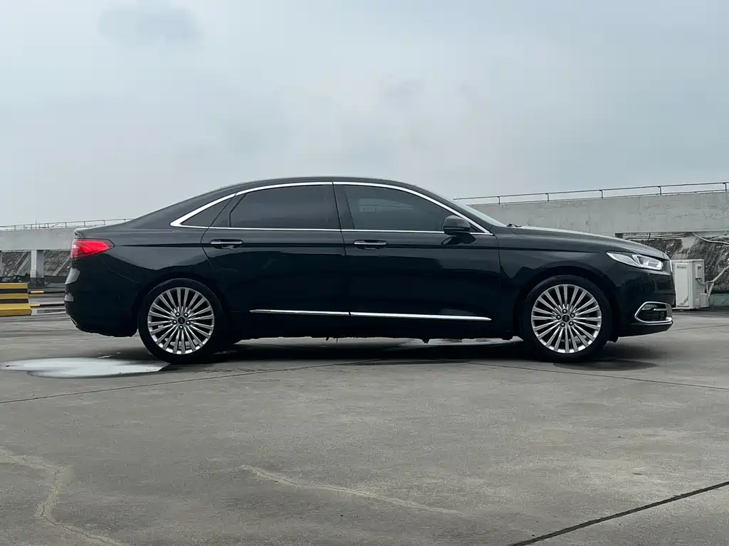 Taurus EcoBoost 245 Supreme