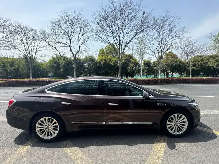 Buick LaCrosse Facelift 28 T Elite