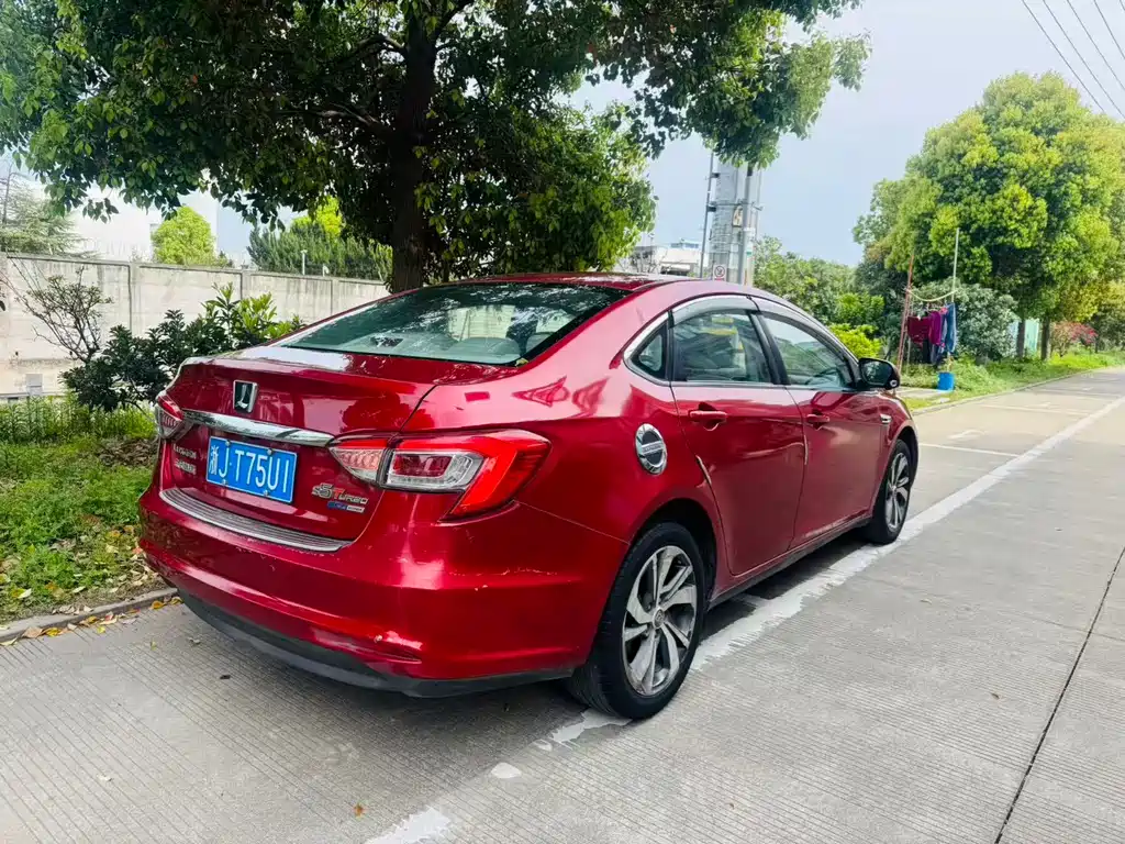 Luxgen 5 纳5 2015款 1.8 T 自动旗舰型