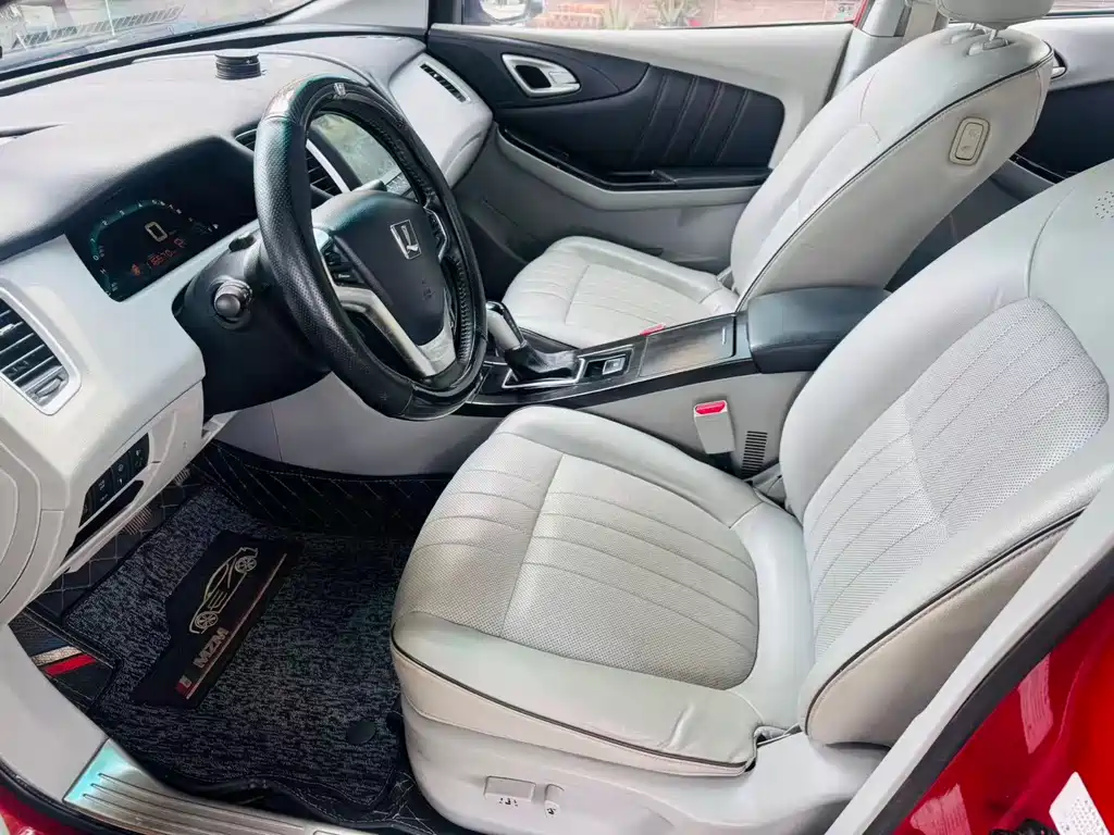 Luxgen 5 纳5 2015款 1.8 T 自动旗舰型