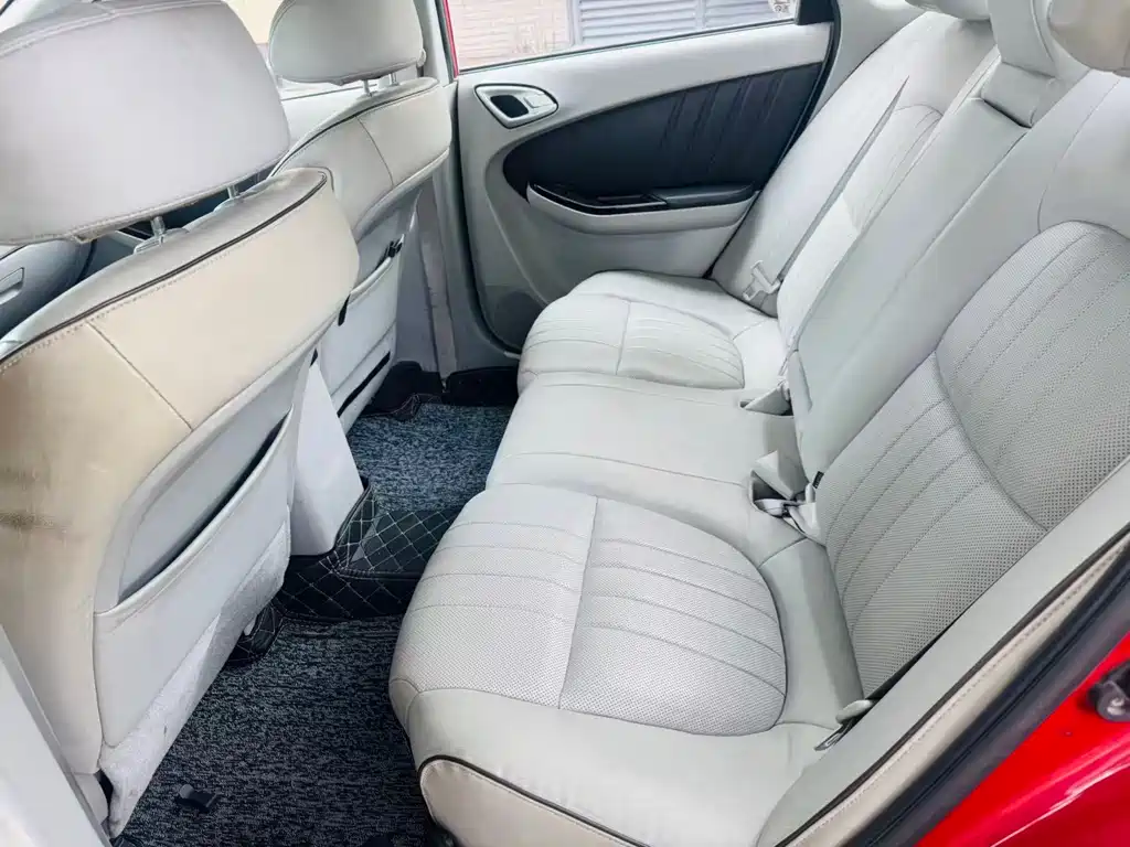 Luxgen 5 纳5 2015款 1.8 T 自动旗舰型