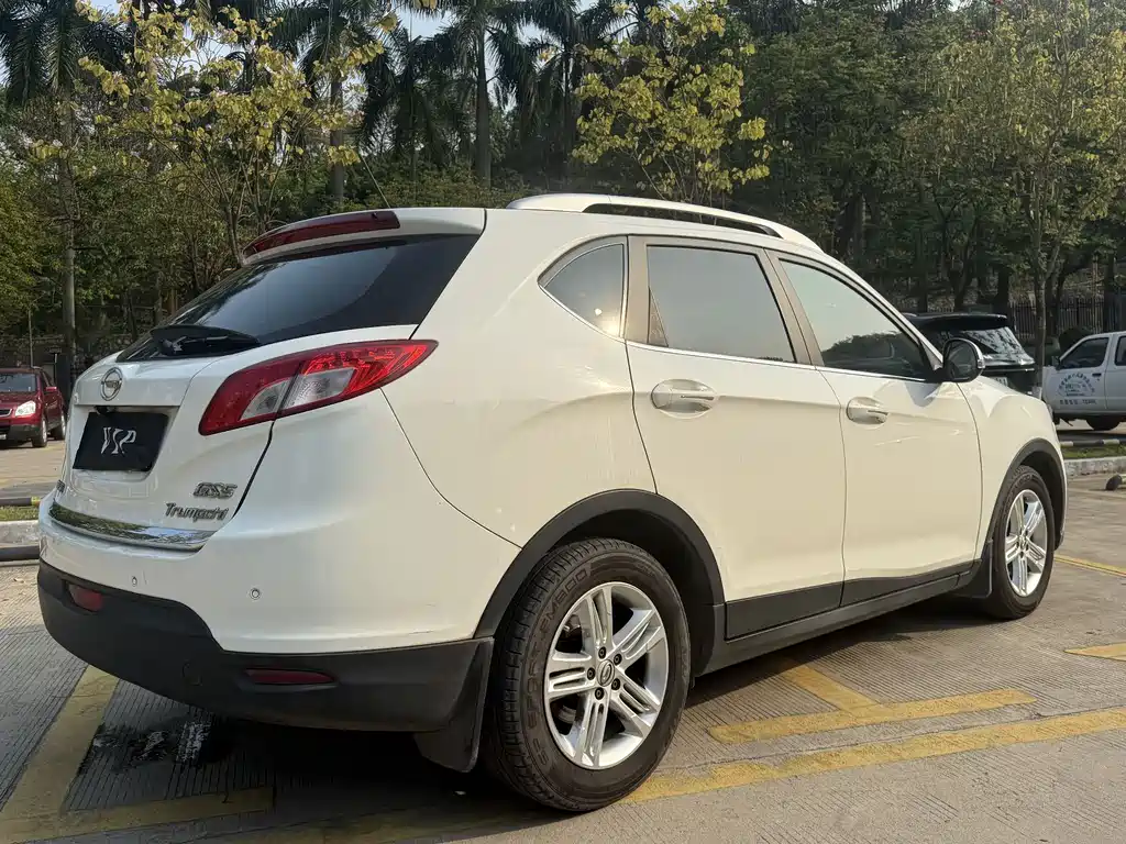 GAC Trumpchi GS5 2.0 L Auto 2 WD Super Enjoyment