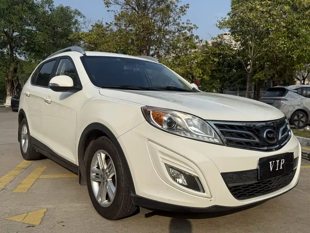 GAC Trumpchi GS5 2.0 L Auto 2 WD Super Enjoyment