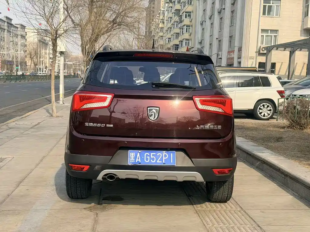Baojun 560 宝骏560 2016款 1.5 T 手动舒适型