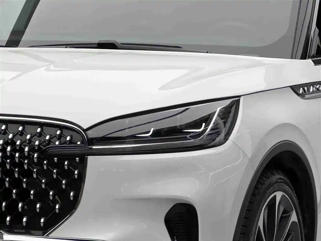 Aviator 3.0 T V6 4 WD Luxury Elegant 6-seat