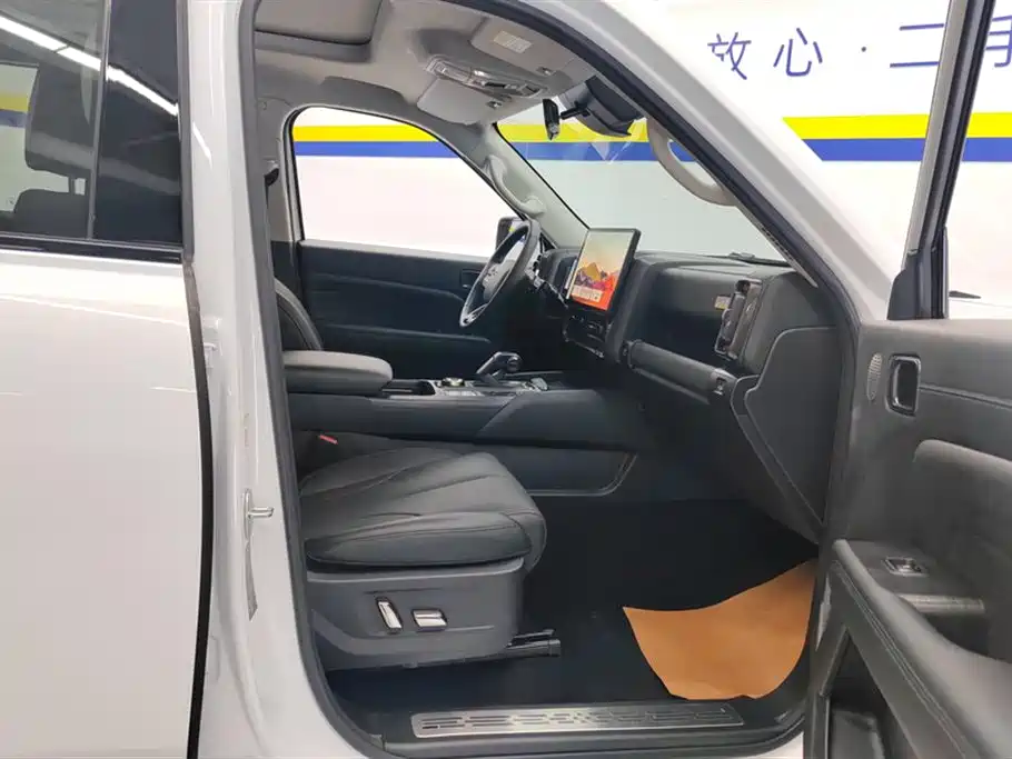Haval H9 2.0 T Gasoline 4 WD Expand Realm