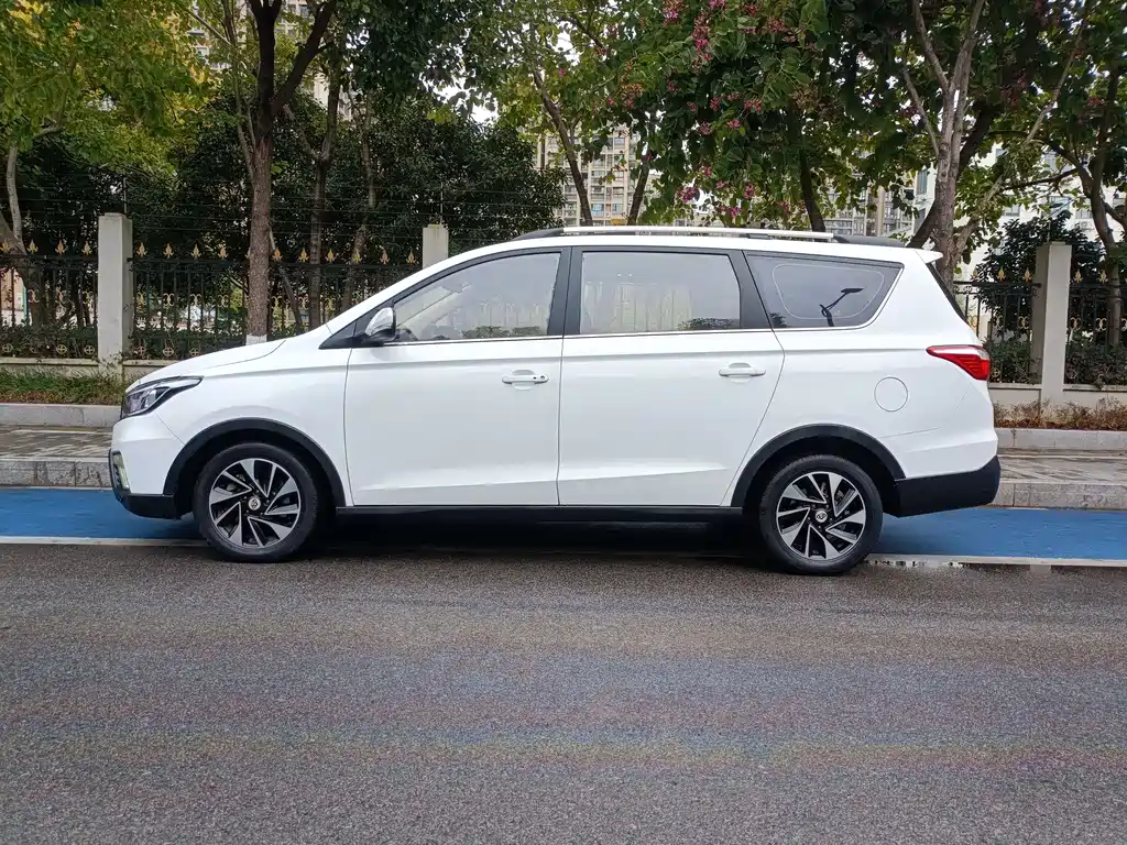Changan Oshan A800 1.6 L Manual Smart