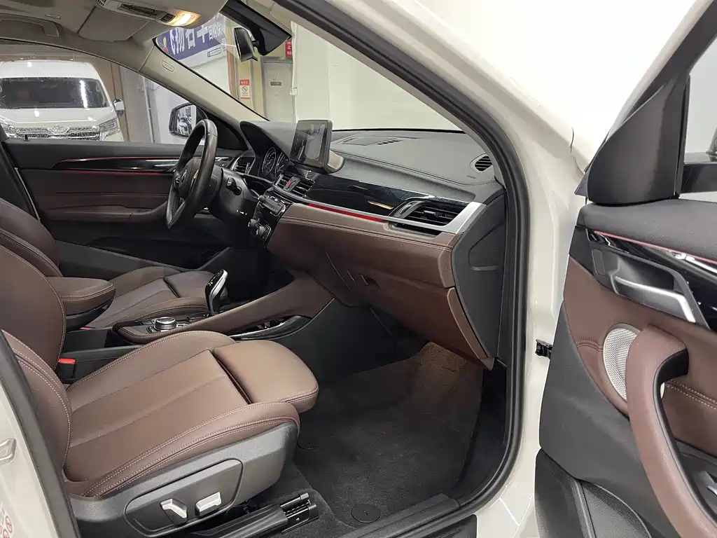 BMW X2 sDrive25 i M Sport Package