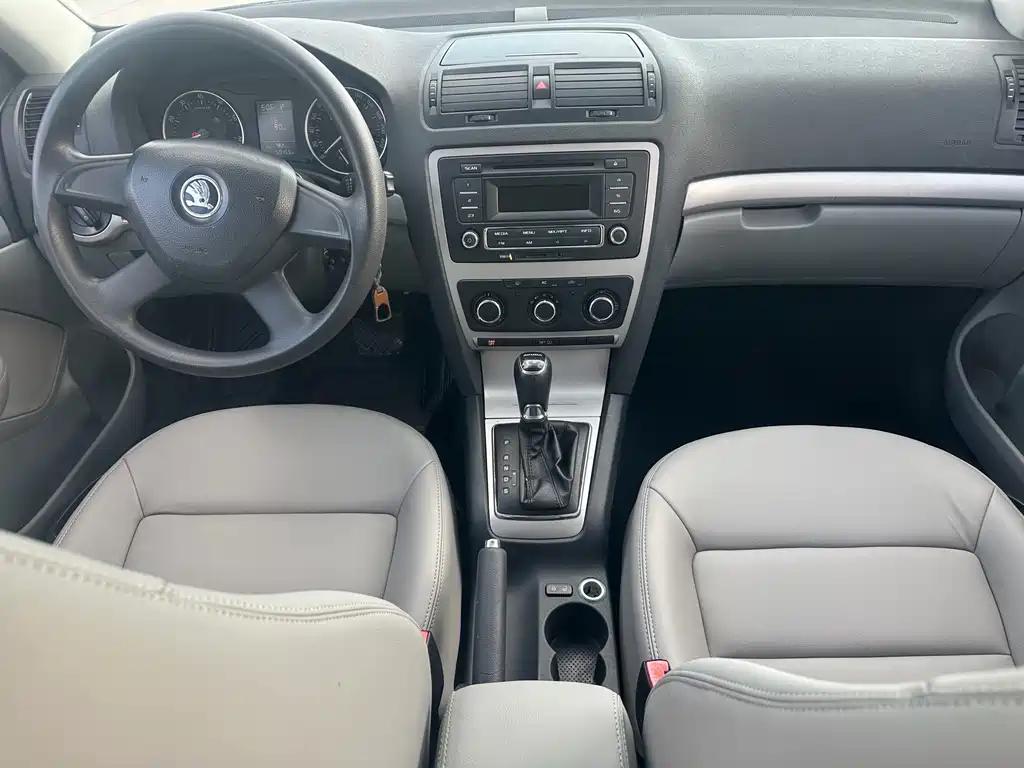 Octavia 明锐 2014款 2.0 L 自动逸杰版
