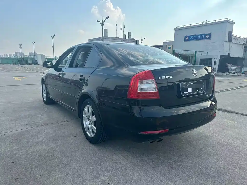 Octavia 明锐 2014款 2.0 L 自动逸杰版