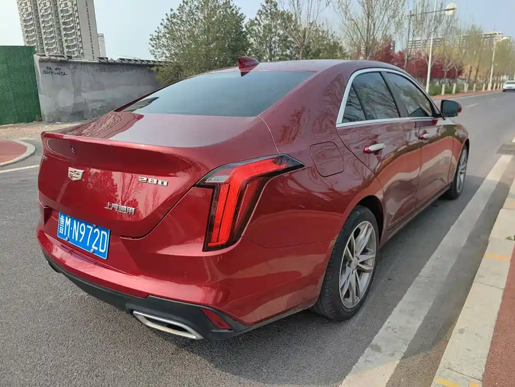 Cadillac CT4 28 T Luxury