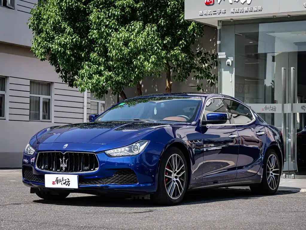 Ghibli 3.0 T Standard