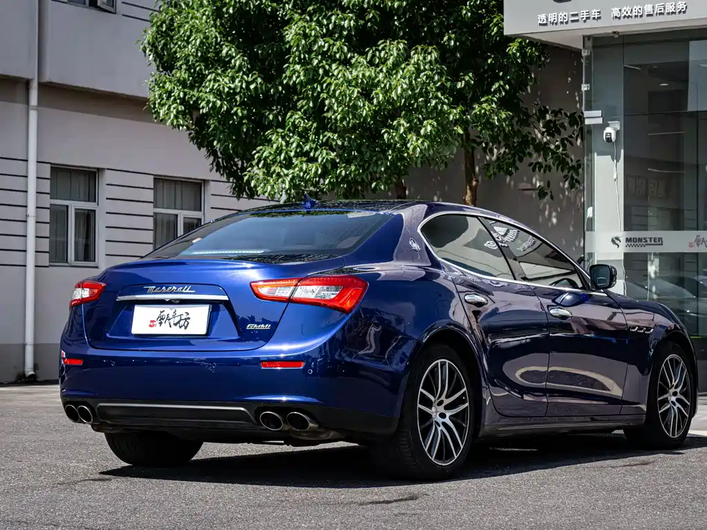 Ghibli 3.0 T Standard