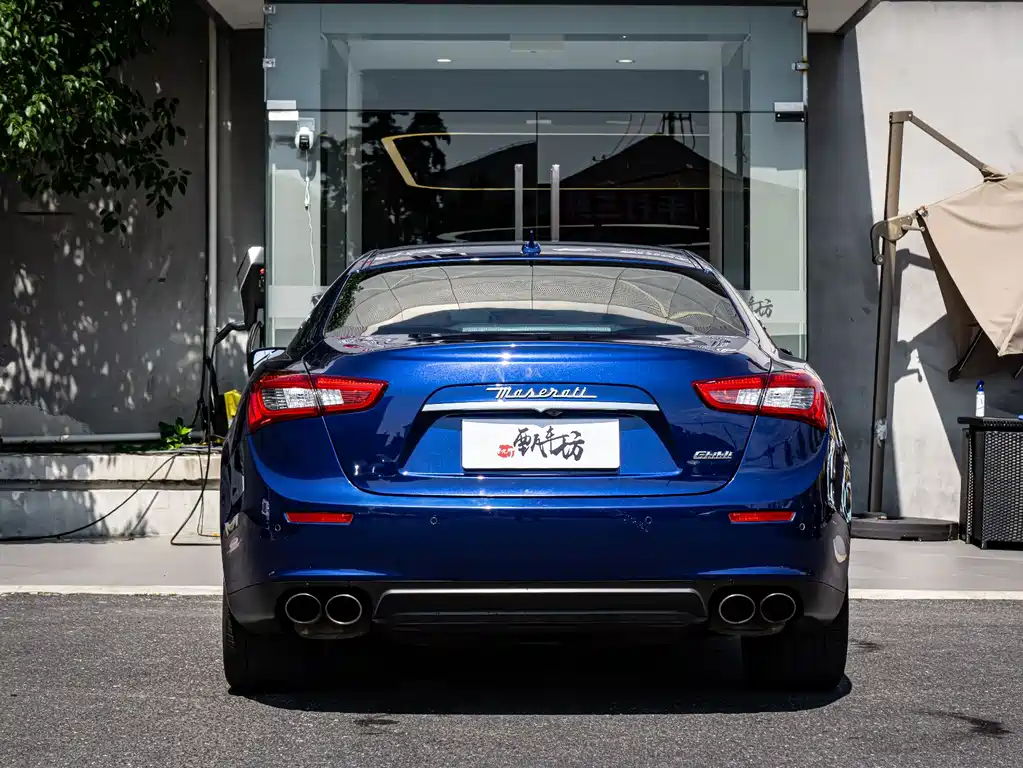 Ghibli 3.0 T Standard