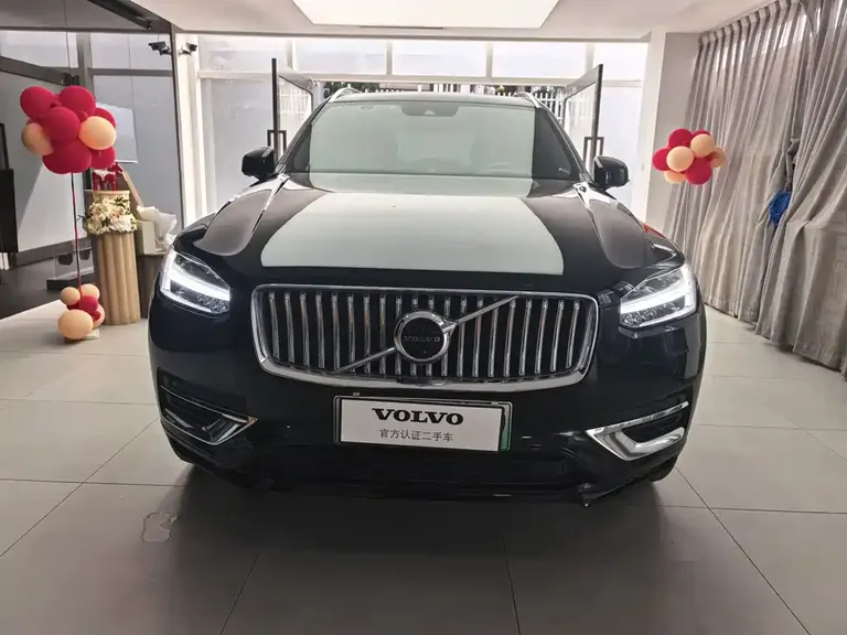 Volvo XC90 PHEV E Drive Hybrid T8 Smart Supreme Luxury 7-seat
