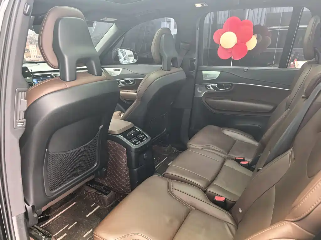 Volvo XC90 PHEV E Drive Hybrid T8 Smart Supreme Luxury 7-seat