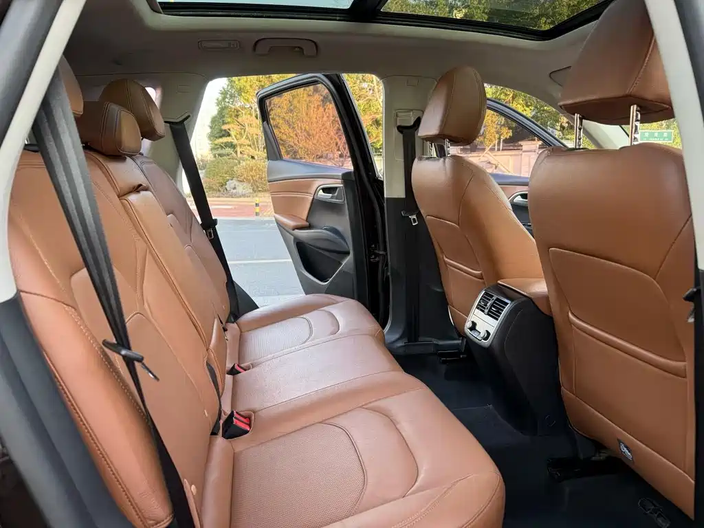 Borgward BX7 28 T 2 WD Luxury 5-seat