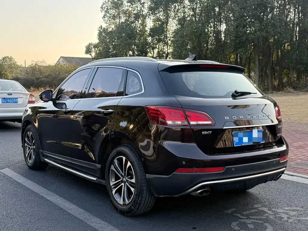 Borgward BX7 28 T 2 WD Luxury 5-seat